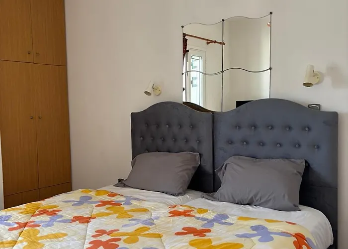 Karyatis Apartament *